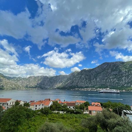 Apartments Krivokapic Prcanj With Bay View Kotor Extérieur photo