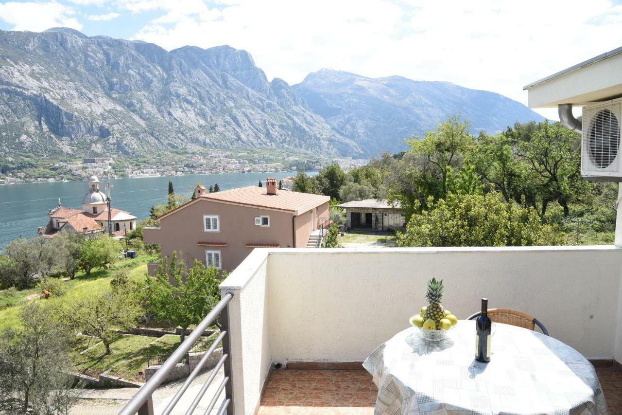 Apartments Krivokapic Prcanj With Bay View Kotor Extérieur photo
